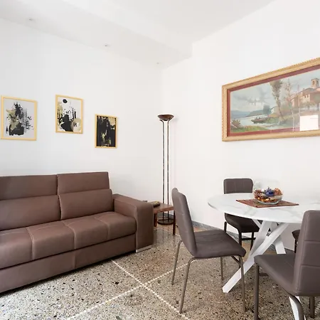 Macedonia 30 Bright Flat Lejlighed