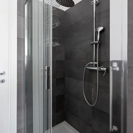 Macedonia 30 Bright Flat Lejlighed