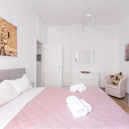 Macedonia 30 Bright Flat Lejlighed Rom