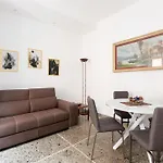 Macedonia 30 Bright Flat Apartman