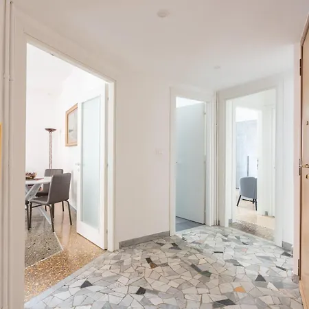 Macedonia 30 Bright Flat Апартаменты *
